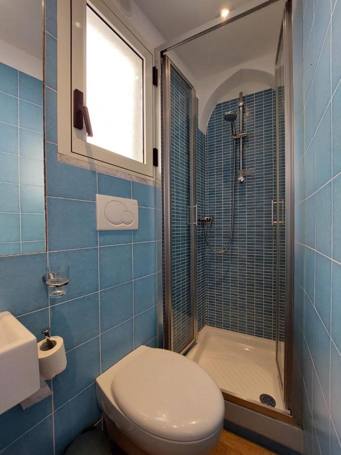 La Stanza Sul Porto Di Amalfi Camera Piccina Piccina Con Bagno Privato E Terrazzino Vista Mare מראה חיצוני תמונה