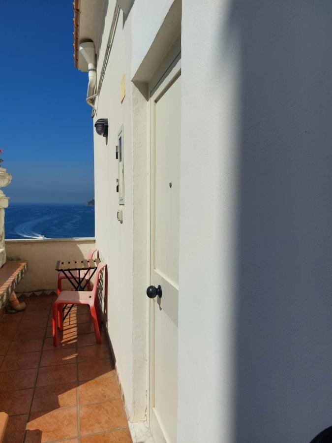 La Stanza Sul Porto Di Amalfi Camera Piccina Piccina Con Bagno Privato E Terrazzino Vista Mare מראה חיצוני תמונה