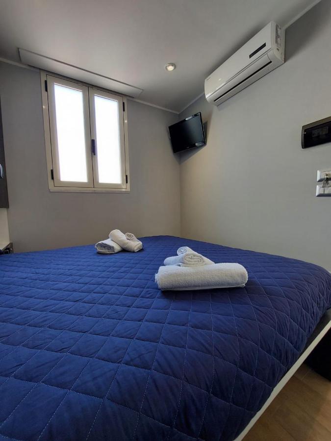 La Stanza Sul Porto Di Amalfi Camera Piccina Piccina Con Bagno Privato E Terrazzino Vista Mare מראה חיצוני תמונה