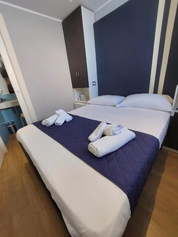 La Stanza Sul Porto Di Amalfi Camera Piccina Piccina Con Bagno Privato E Terrazzino Vista Mare מראה חיצוני תמונה
